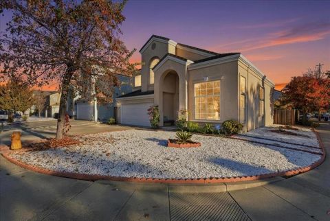 Photo of 29273 Chance Street, Hayward, CA 94544 (MLS # ML82029428)