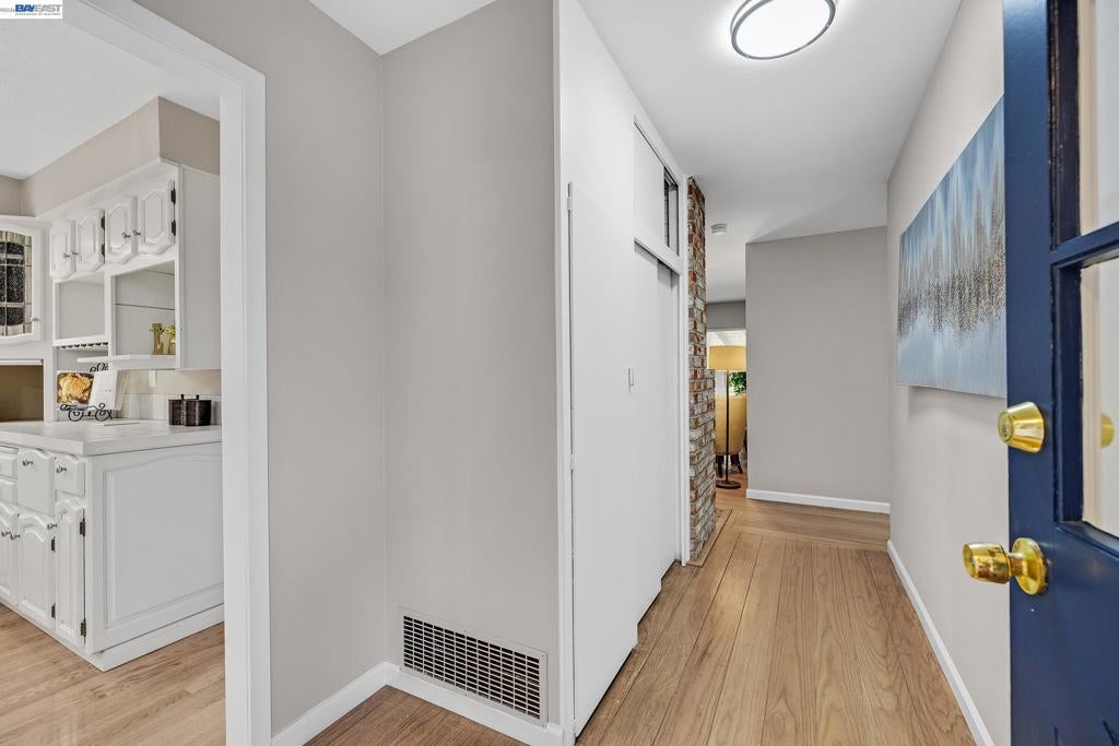 513 Carobe Court