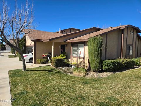 43920 Bobby Jones Drive 20 Lancaster CA 93536