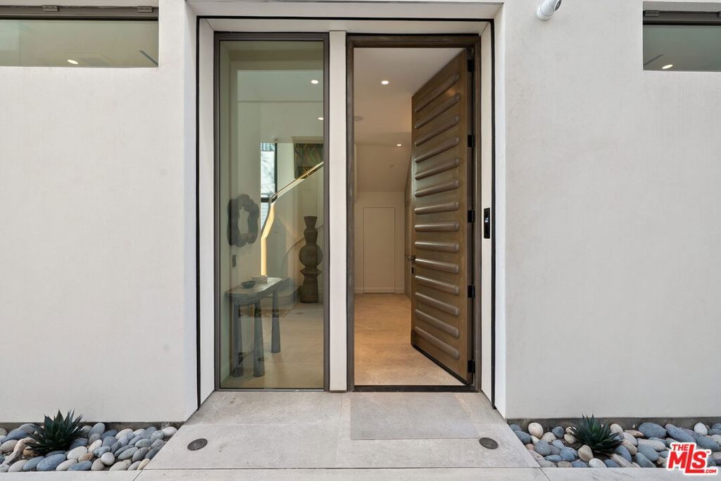 Photo of 938 Palisades Beach Road, Santa Monica, CA 90403 (MLS # 25595195)