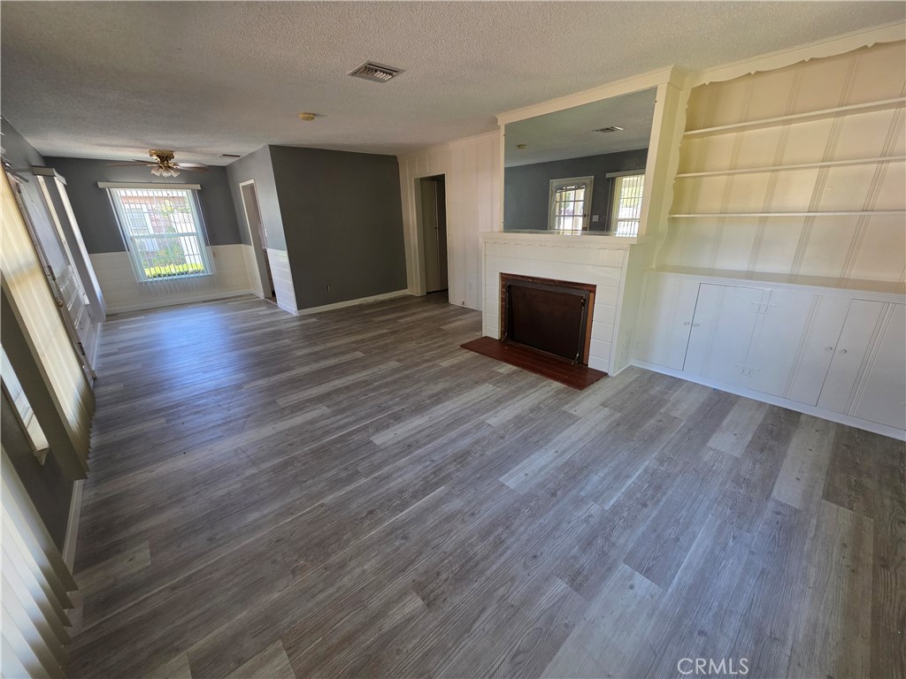 Properties 2 10251 Parr Avenue