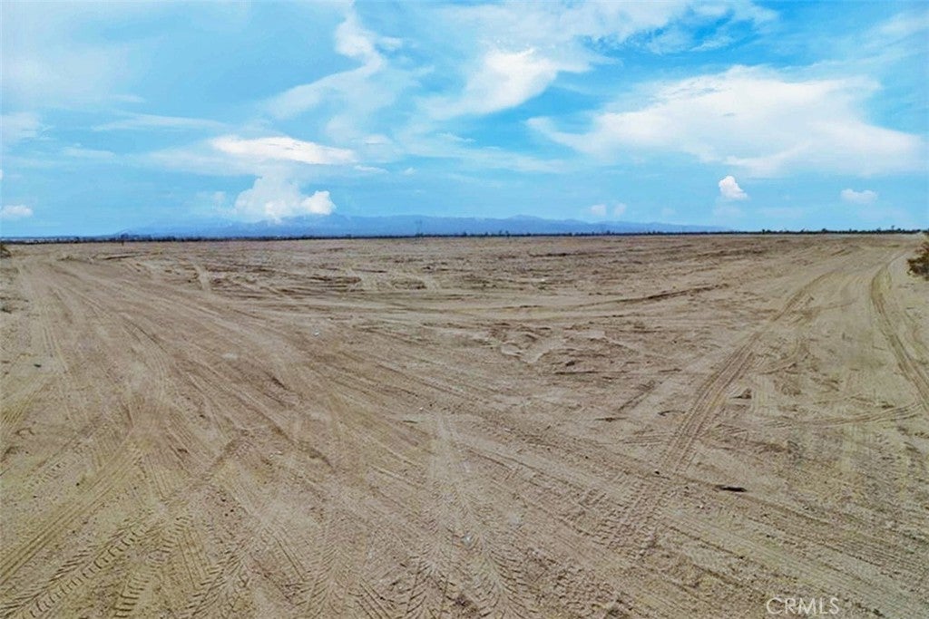 5 Mojave Drive