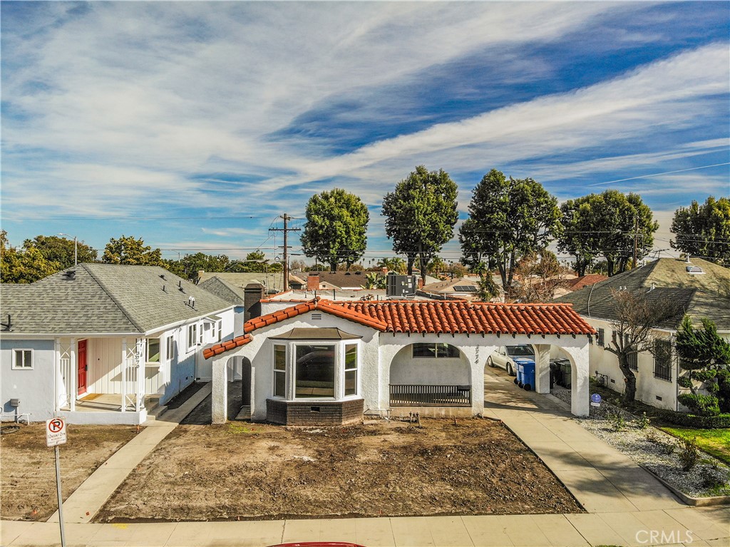 Nestled in LA's exclusive Park Hills Heights/Leimart Park neighborhood, this meticulously remodeled Spanish style bungalow is just waiting for its new tenants to lovingly care for it while enjoying the quiet, spacious, lifestlye, that only a single family home can bring you. All new in 2024. This 3 bedroom, 2 bath home showcases; New bathrooms, New Kitchen with modern energy efficient stainless steele appliances, new paint and LVP Hooring throughout, New energy efficient windows, New roof, New landscaping, New plumbing, New electrical, New tankless water heater, plus a backyard with detached garage. All conveneiently located near eateries, grocery store and other amenities. Includes gardening services. Check it out while it's still available. Photos were taken before landscaping was complete and current tenants moved in. Additional photos will be added soon.
Application link - https://apply.link/ZIUp_gQ