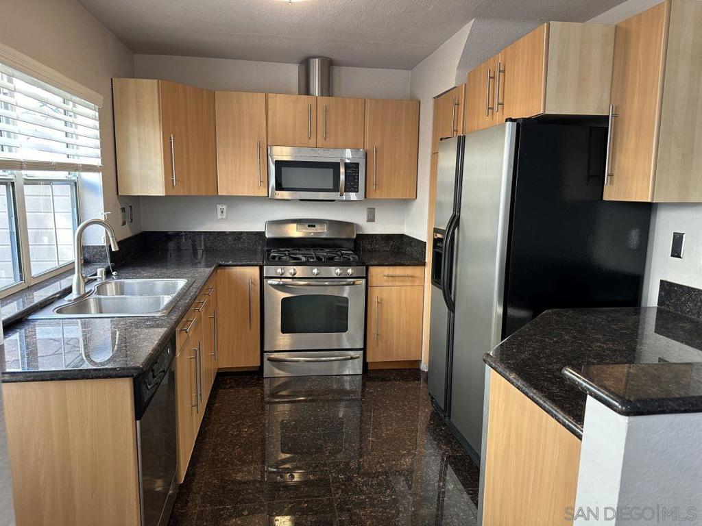 9990 Scripps Vista Way 90