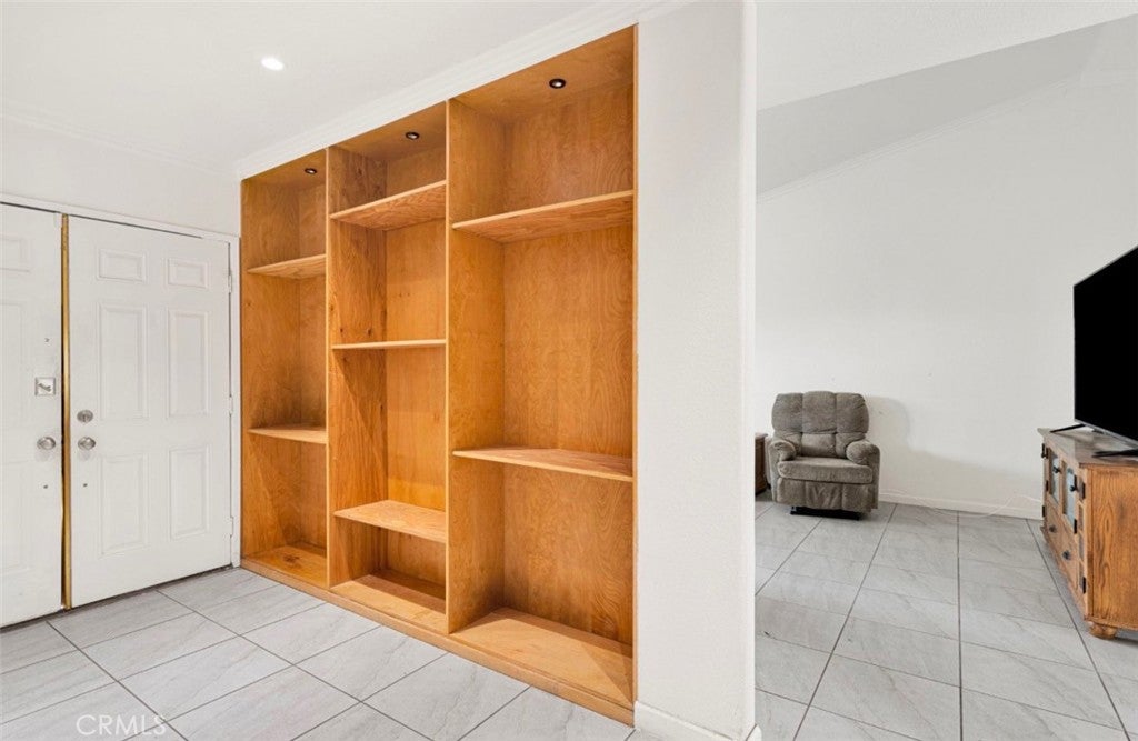 13188 Red Cedar