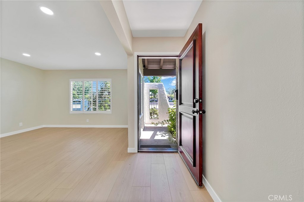 1126 Bright Glen Circle