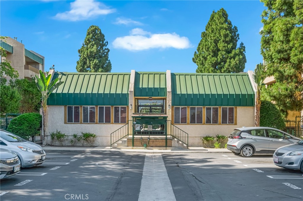 12141 Centralia Street 320