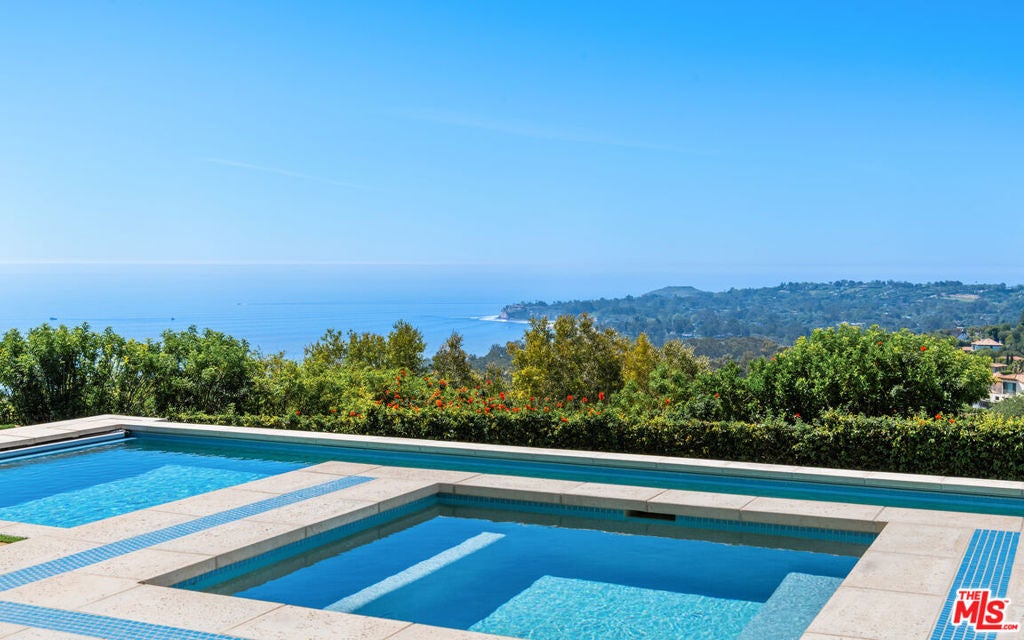 Photo of 27445 Winding Way, Malibu, CA 90265 (MLS # 26865021)