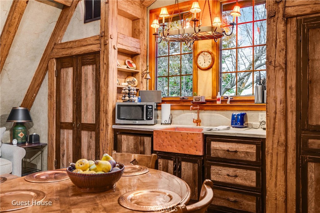 Arrowhead Woods (AWHW) - Residential