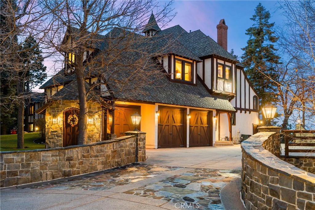 Arrowhead Woods (AWHW) - Residential
