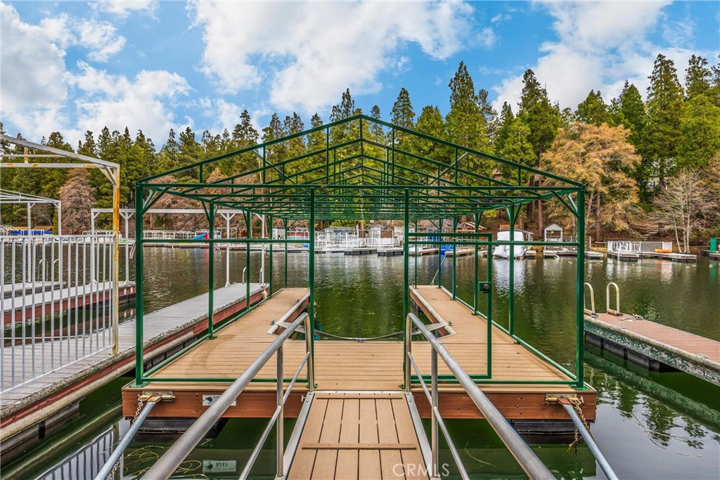 Arrowhead Woods (AWHW) - Residential