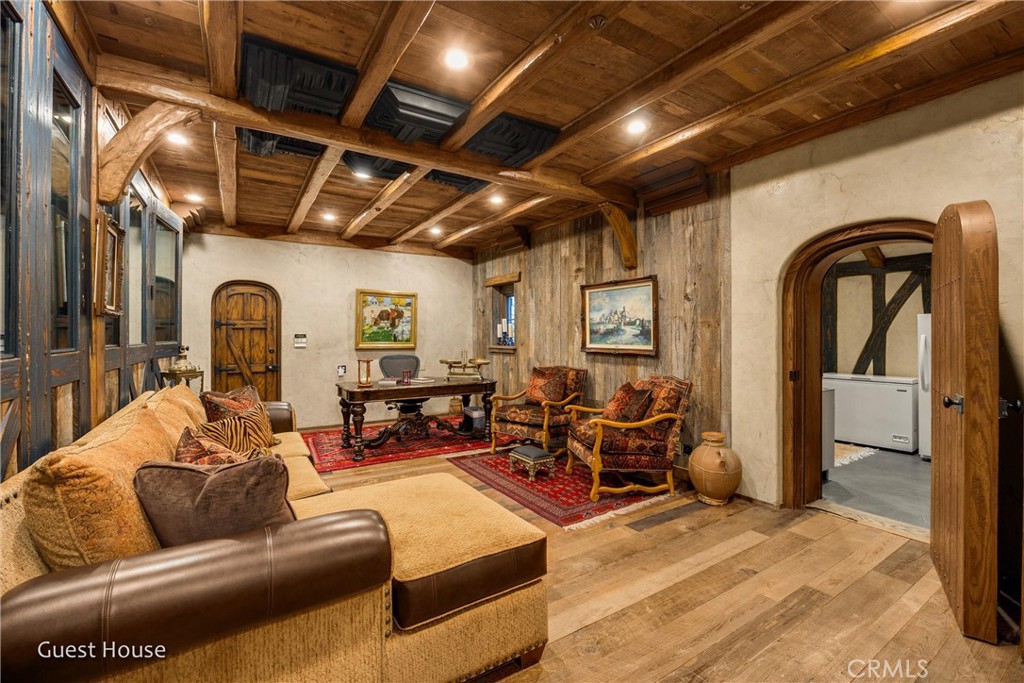 Arrowhead Woods (AWHW) - Residential
