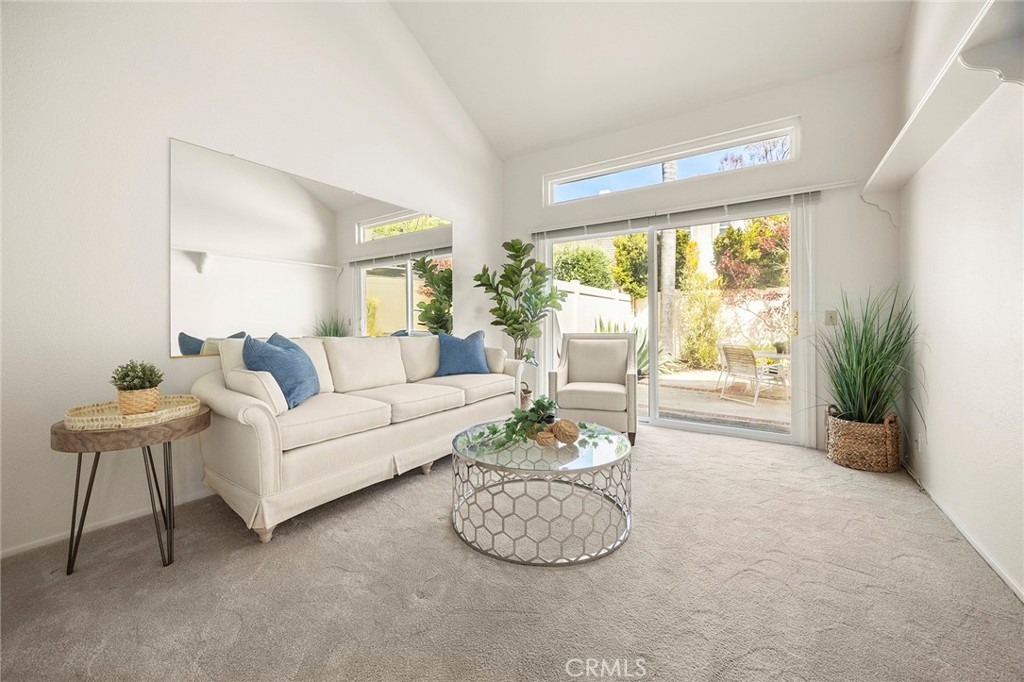 5931 E Rocking Horse Way 27