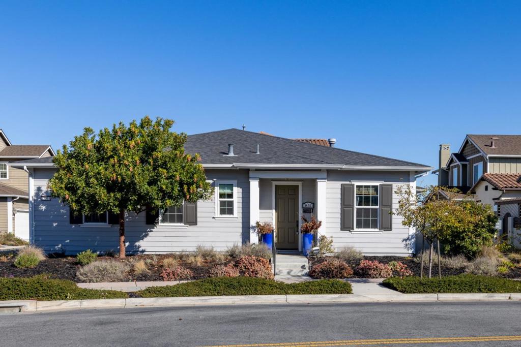 18511 McClellan Circle