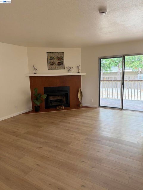 Photo of 722 Kino Ct CT #3, Hayward, CA 94544 (MLS # 41142682)
