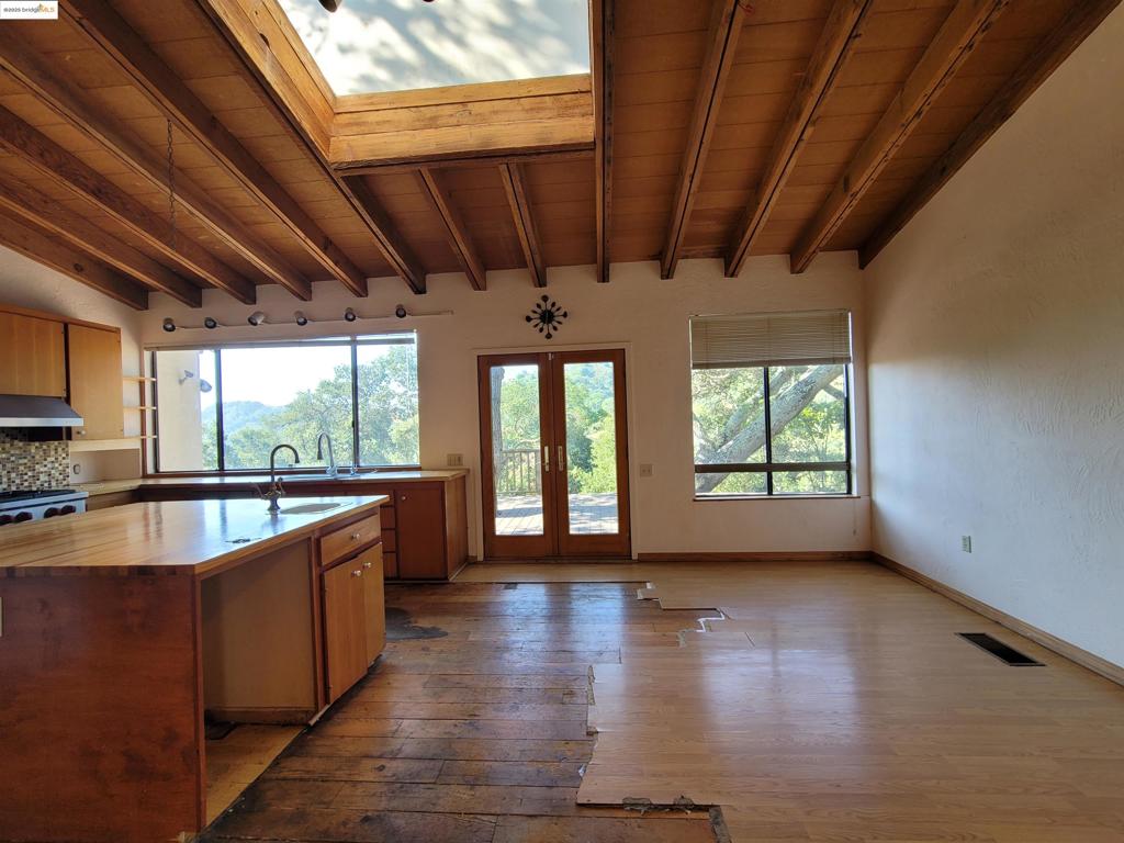 LOST VALLEY EST - Residential