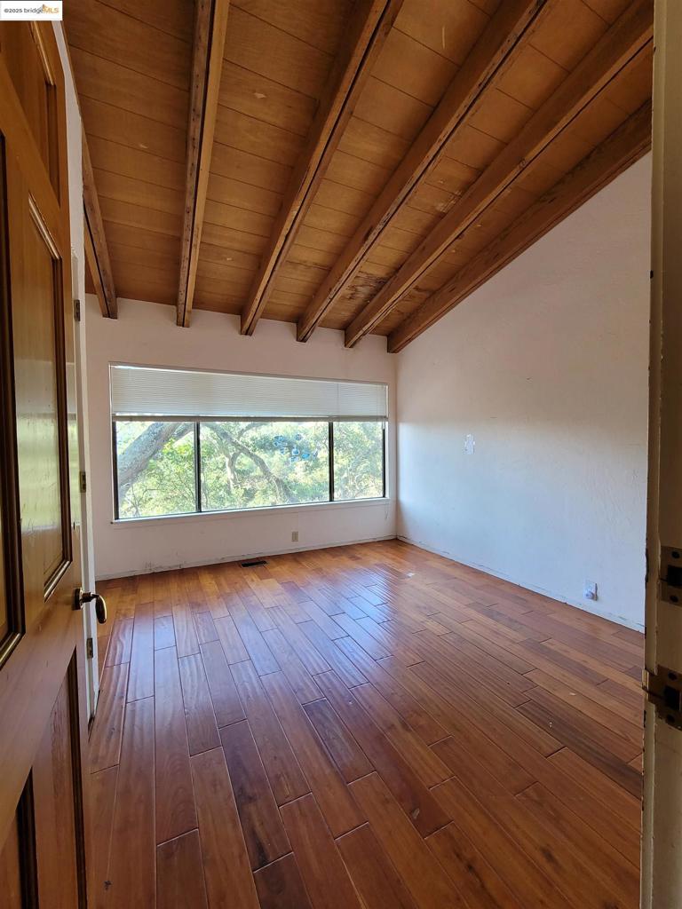 LOST VALLEY EST - Residential