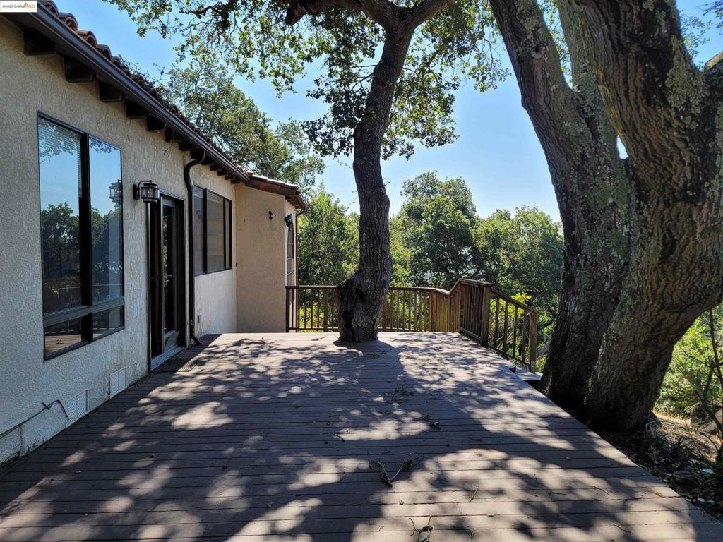 LOST VALLEY EST - Residential