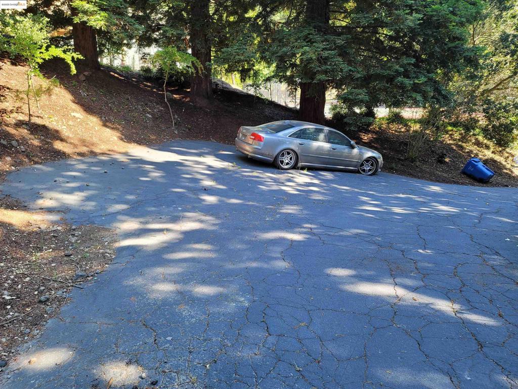 40 Hilldale Ct