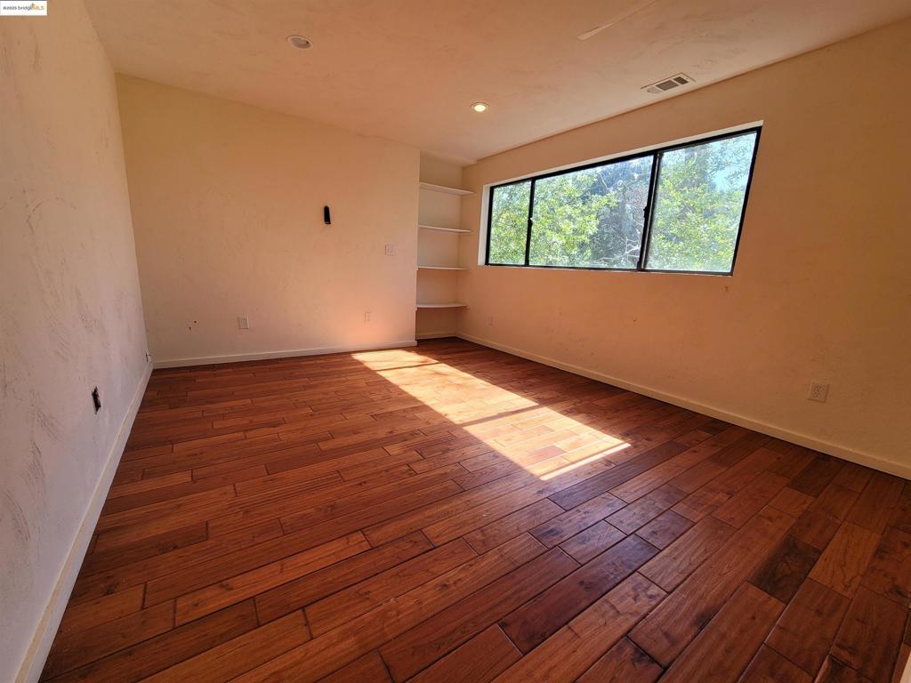 LOST VALLEY EST - Residential