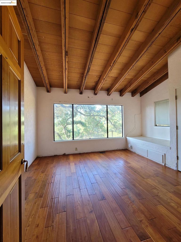 LOST VALLEY EST - Residential