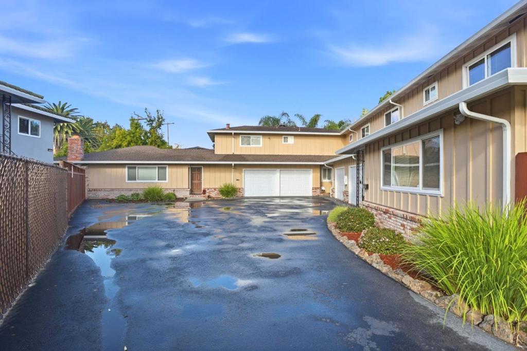 503 W Fox Court