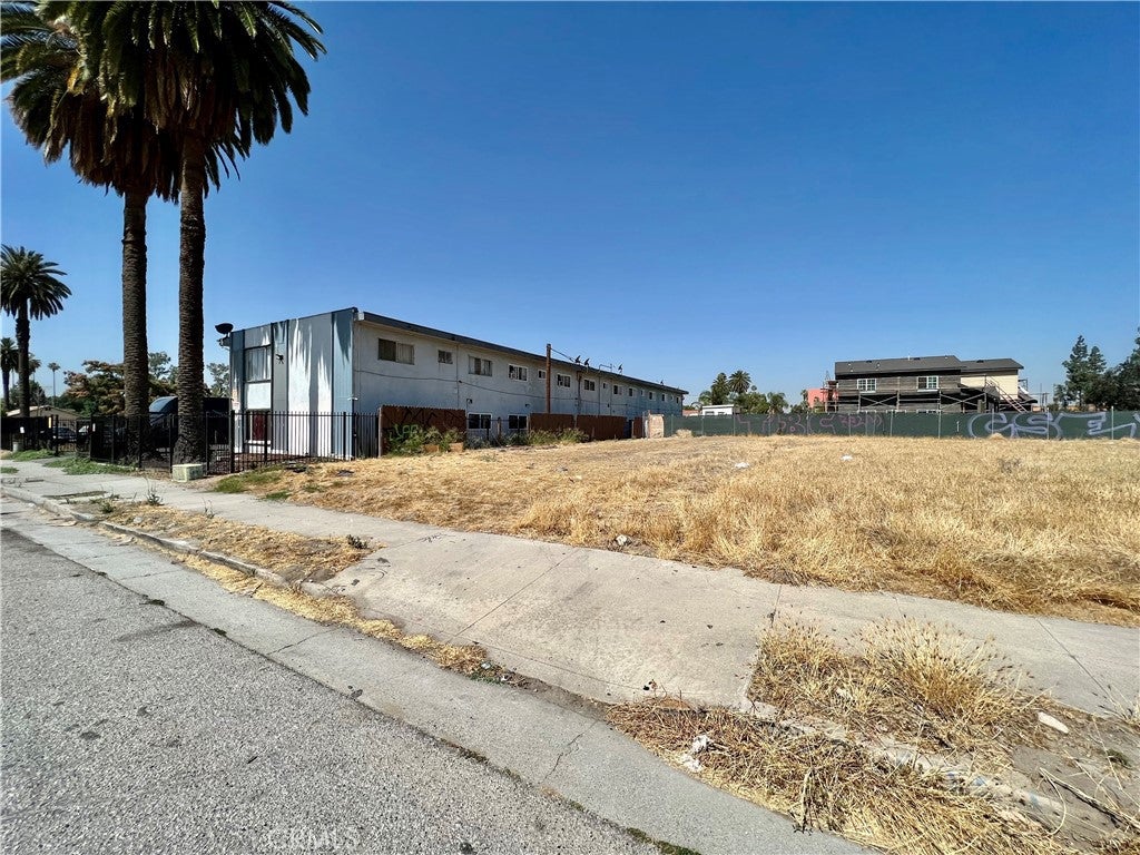 474 Sepulveda Avenue