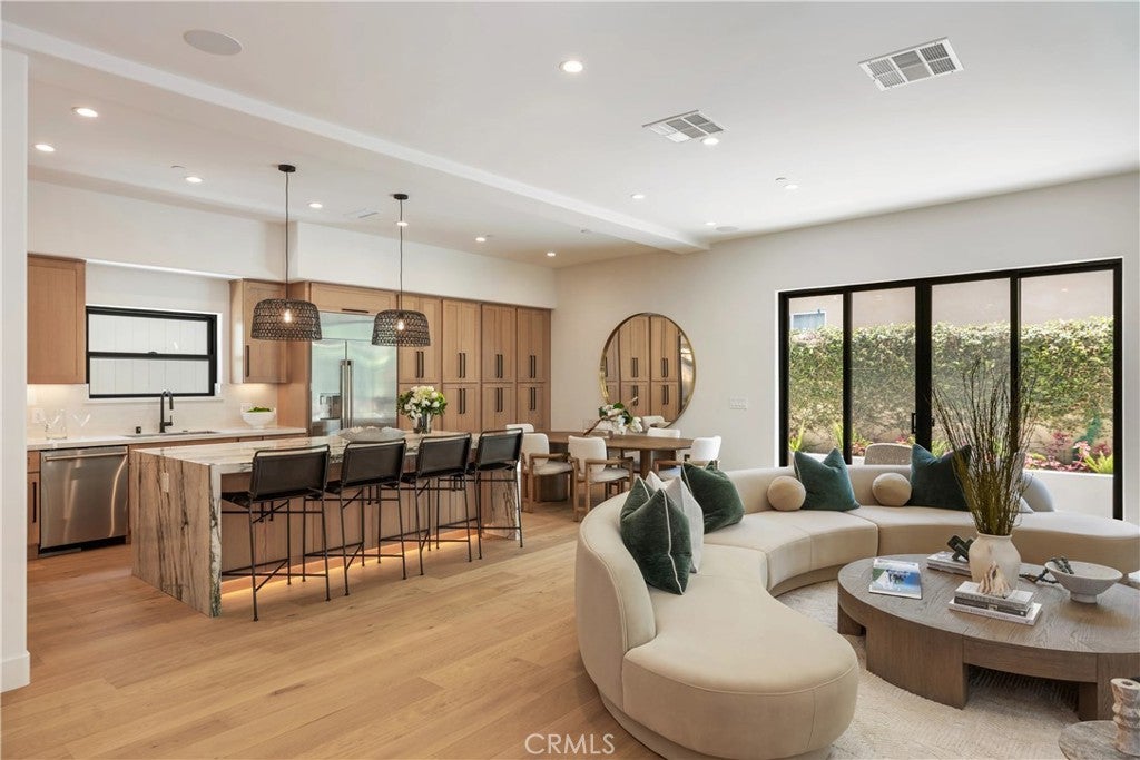 245 W El Portal B, San Clemente CA 92672