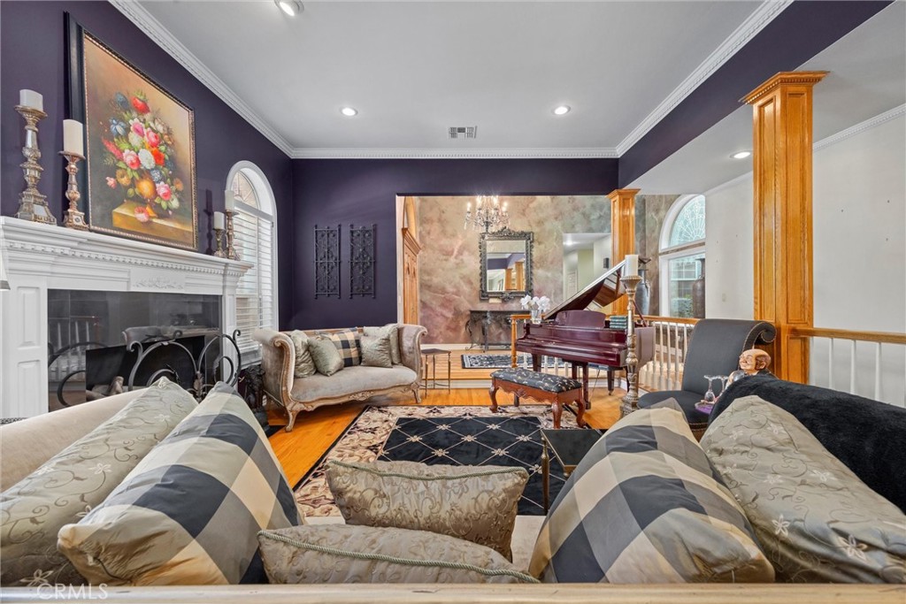 8905 Saint Cloud Lane