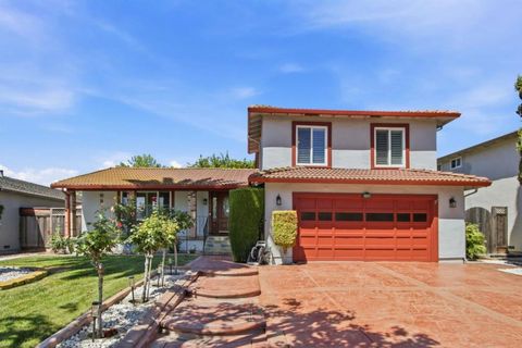 Photo of 5129 Barron Park Drive, San Jose, CA 95136 (MLS # ML82044588)