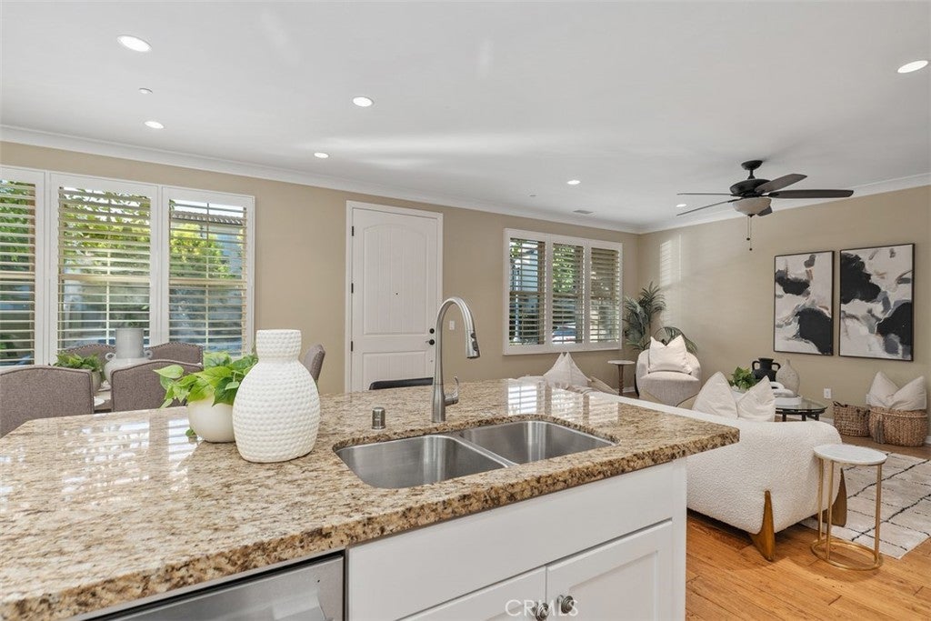 204 Overbrook, Irvine CA 92620 - Photo 15