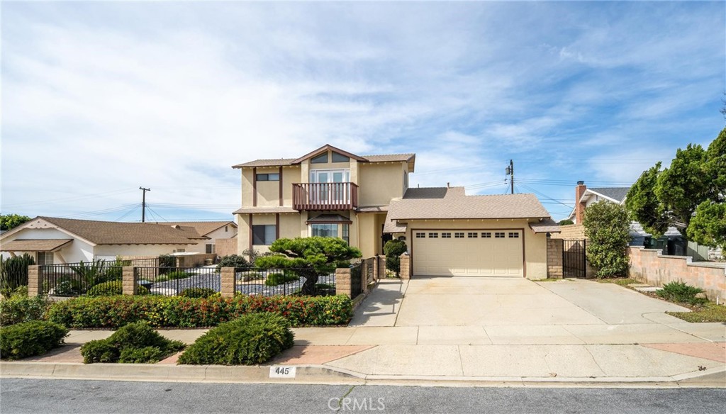 445 North Mangrove Avenue