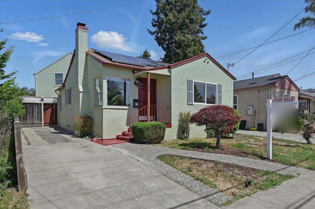 260 Behrens Street