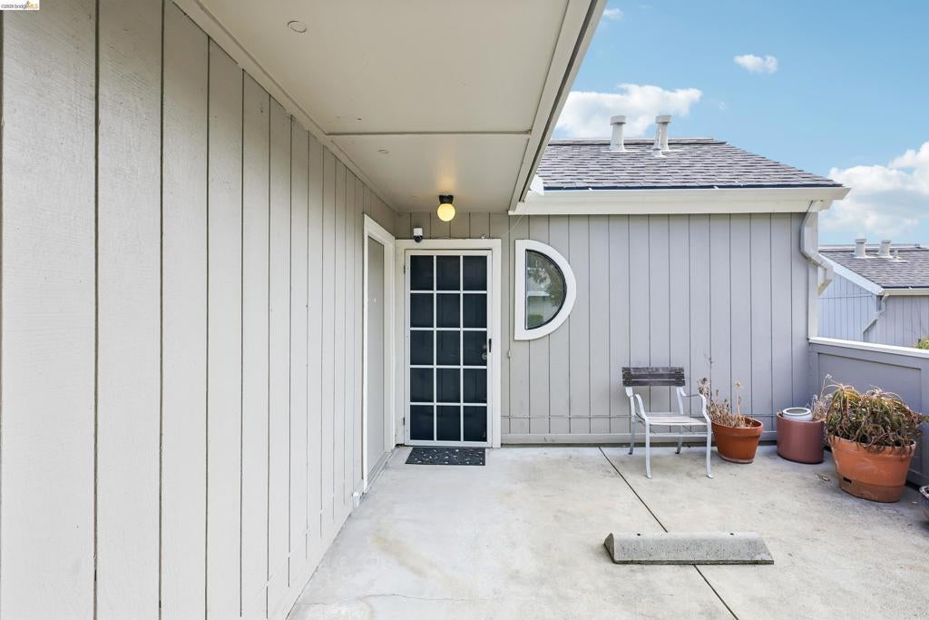 12 Madrid Ct