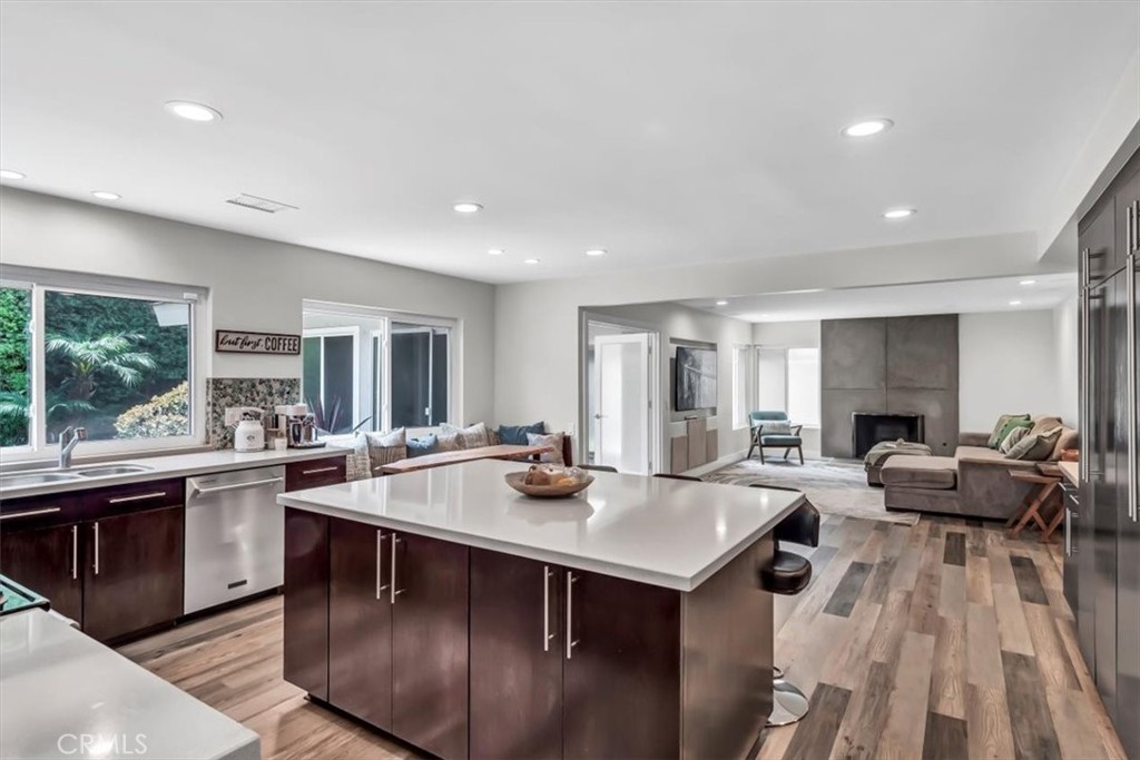 17212 Lynn Lane