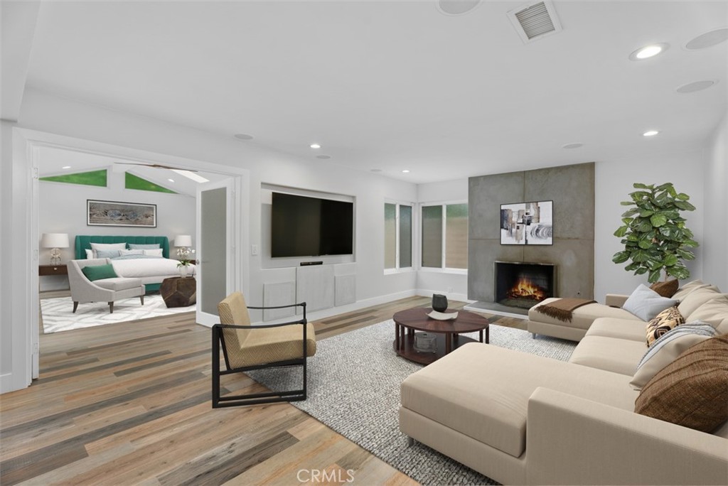 17212 Lynn Lane