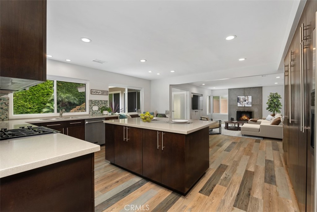 17212 Lynn Lane