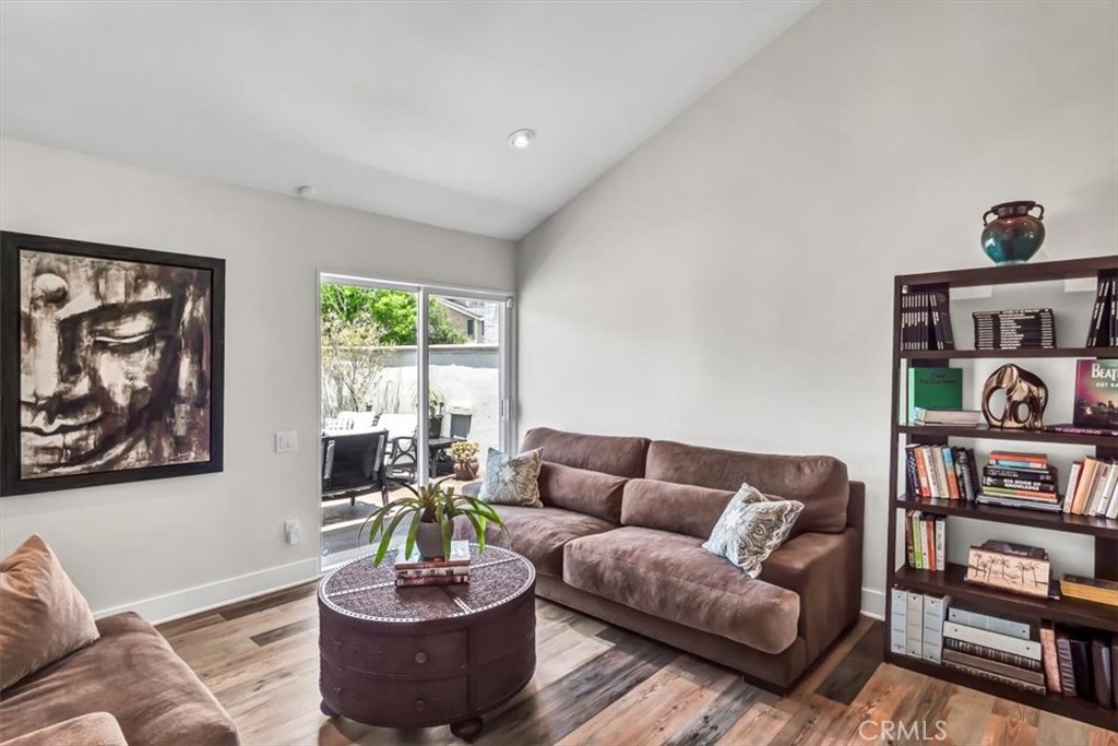 17212 Lynn Lane