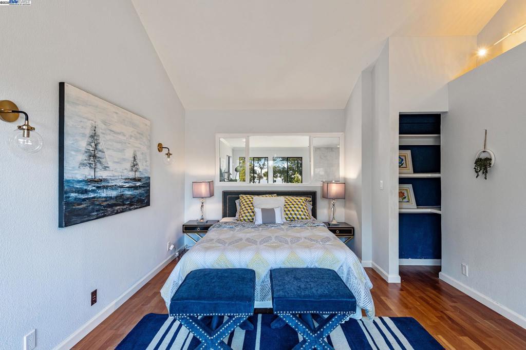 HARBOR BAY - Residential