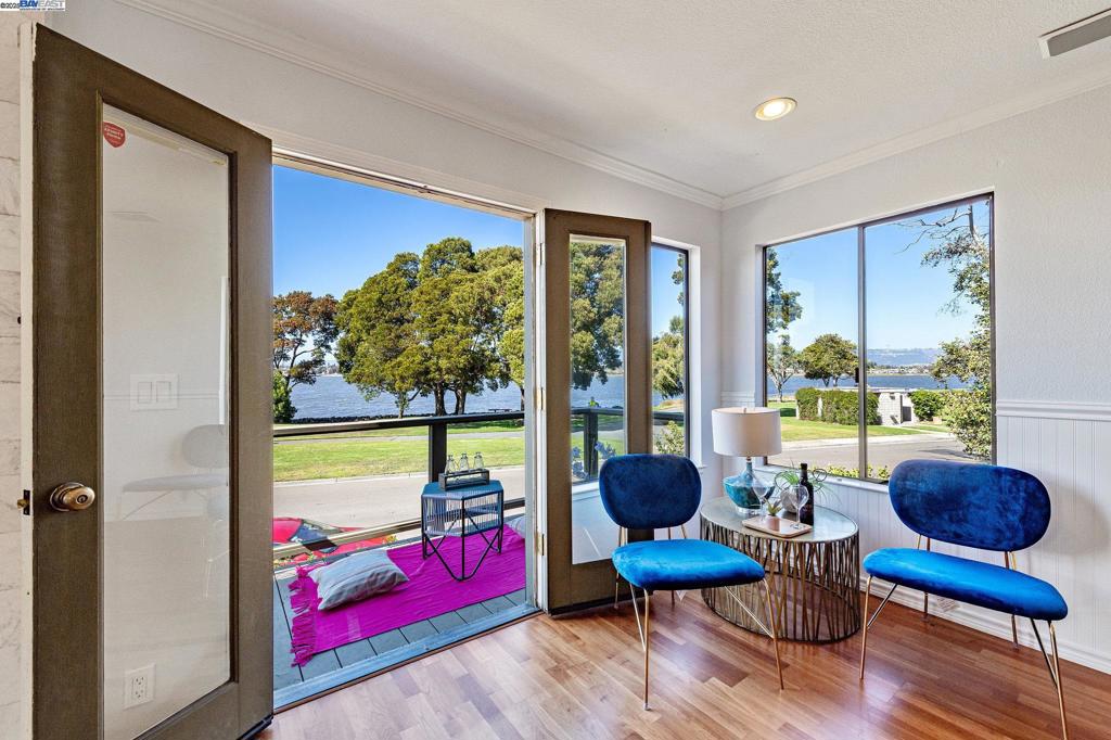 HARBOR BAY - Residential