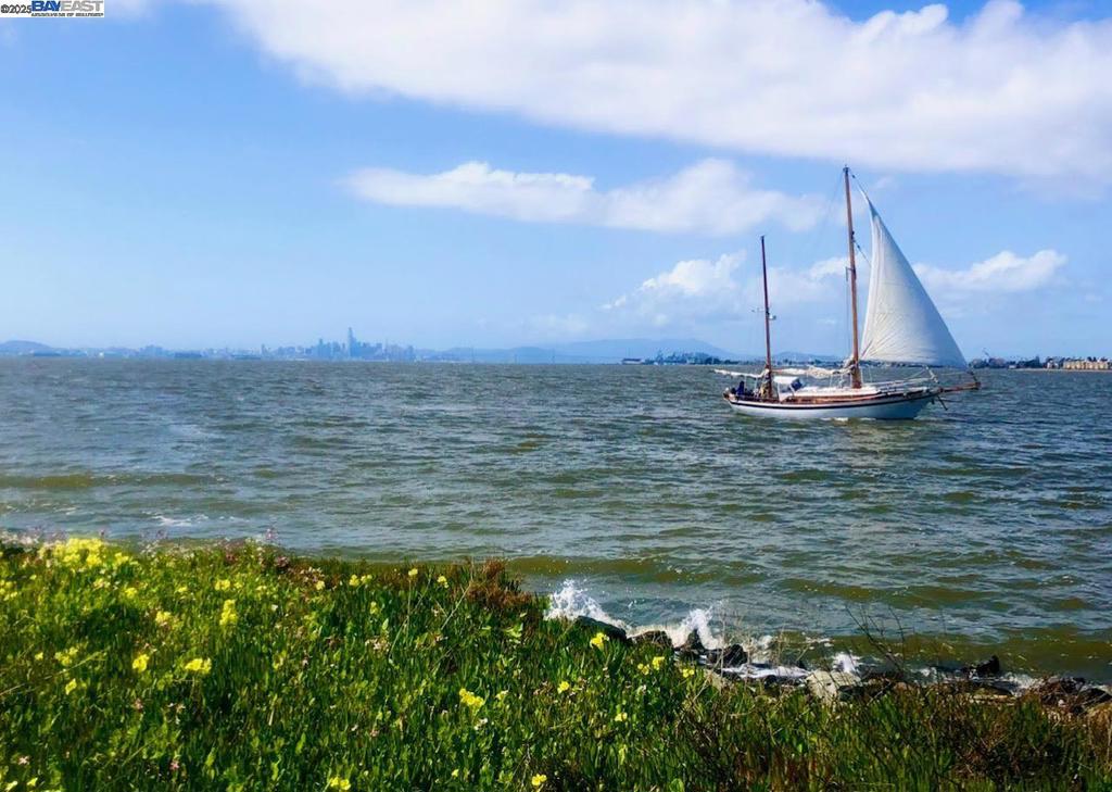 HARBOR BAY - Residential