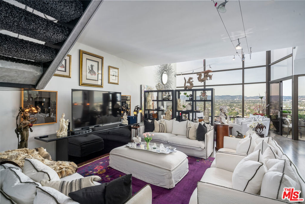 4316 Marina City Club PH 27
