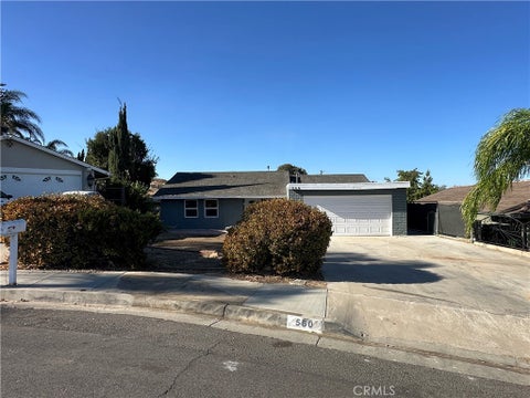 Photo of 560 W 10th Street, Perris, CA 92570 (MLS # IV26195394)