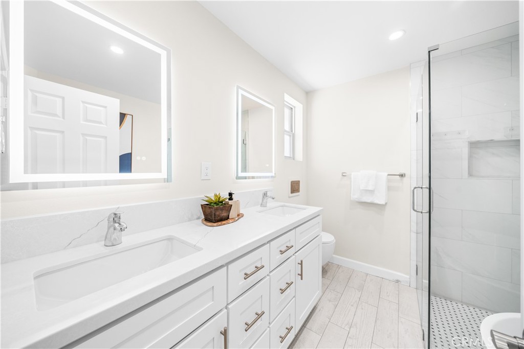 23992 Via La Coruna, Mission Viejo CA 92691 - Photo 10