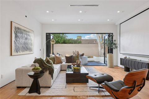 5407 Via Del Valle Torrance CA 90505