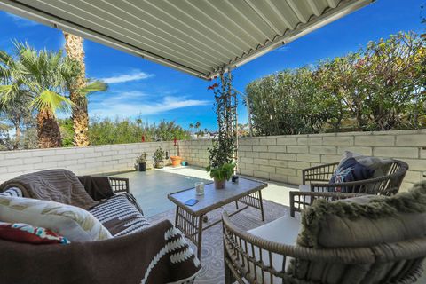 Photo of 49305 Highway 74 #Spc 33, Palm Desert, CA 92260 (MLS # 219142293DA)