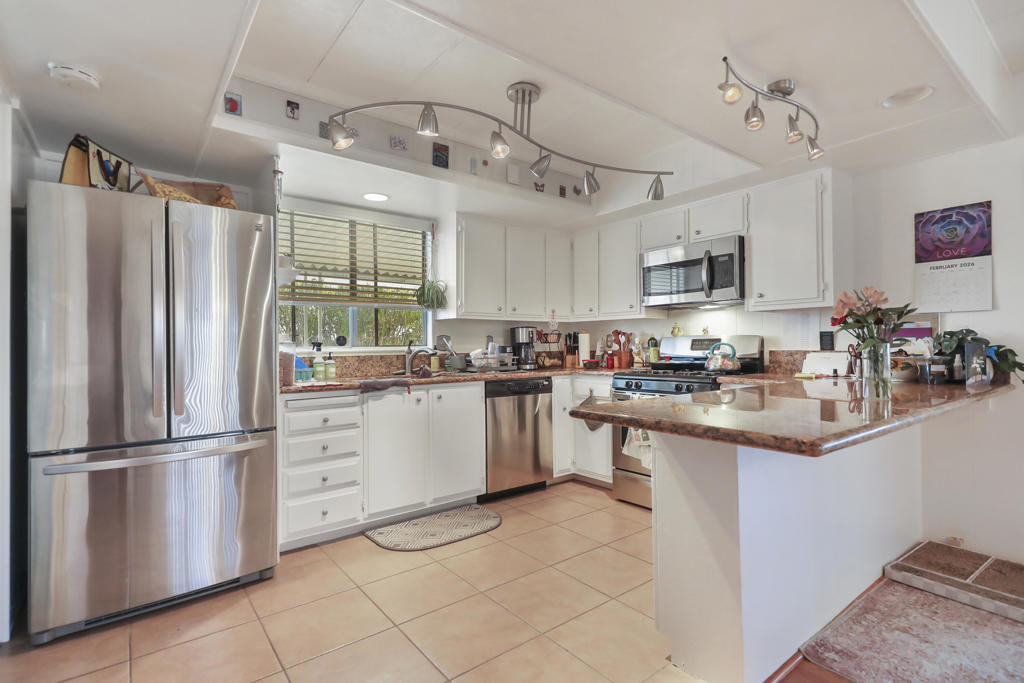 49305 Highway 74 Spc 33