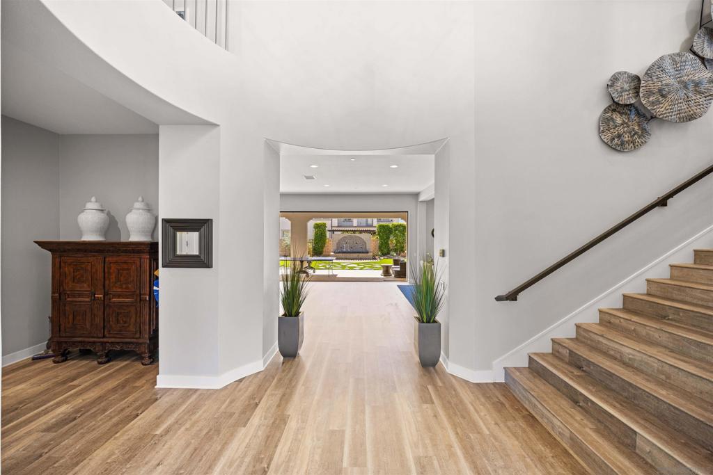 6183 Summit Crest Circle