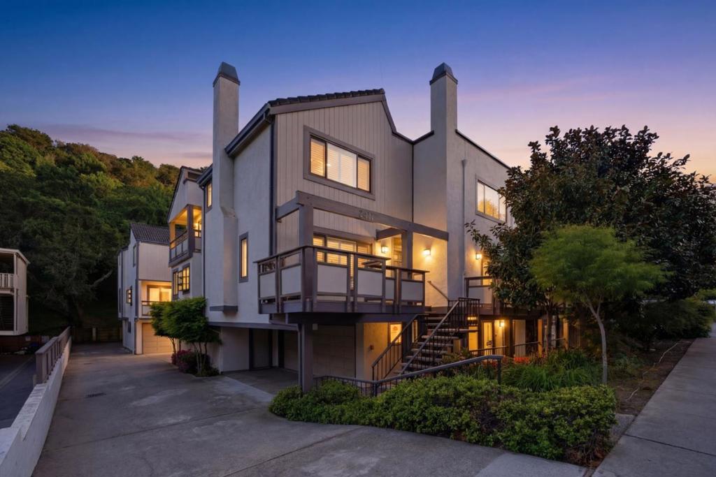 Photo 1 of 38 — 2411 Carlmont Drive 110, Belmont, CA 94002