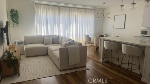 Photo of 250 Linden AVE, Long Beach, CA 90802 (MLS # OC26201543)